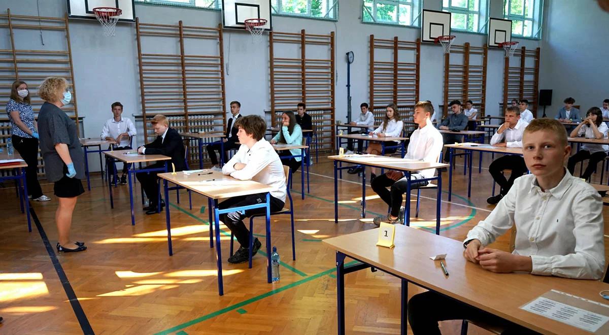 Matura 2020: dziś egzaminy z biologii i wiedzy o społeczeństwie