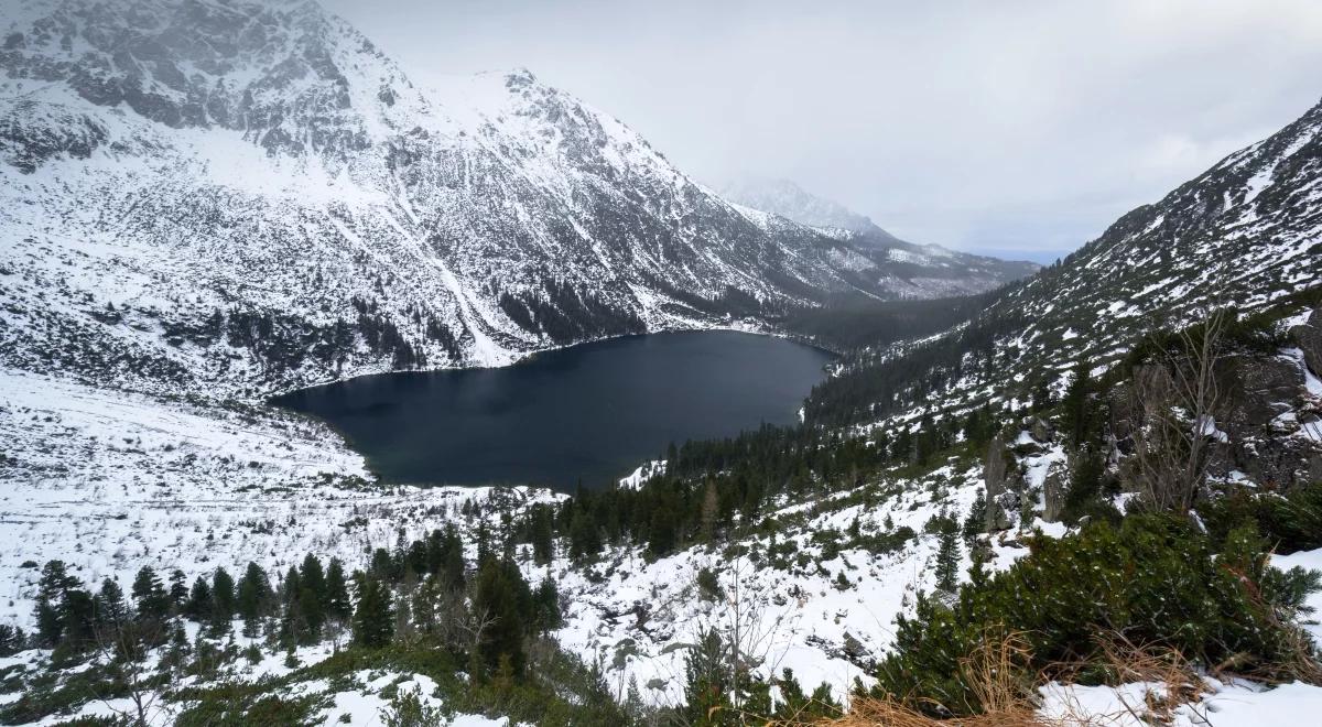Tatry: zmalało zagrożenie lawinowe. Popularny szlak do Morskiego Oka ponownie otwarty