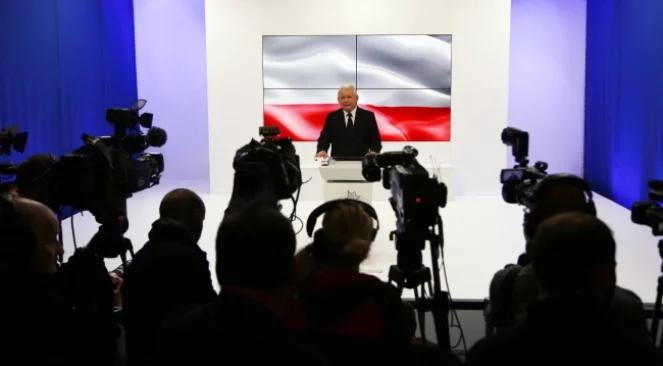 Gorzkie komentarze po wystąpieniach Kaczyńskiego i Tuska. "Zero konkretów"