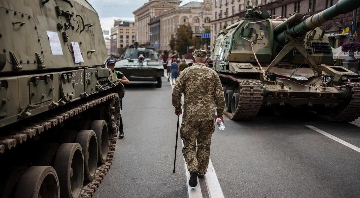 Narada prezydenta Ukrainy z dowódcami wojskowymi. Rozmawiano o reformie sił zbrojnych