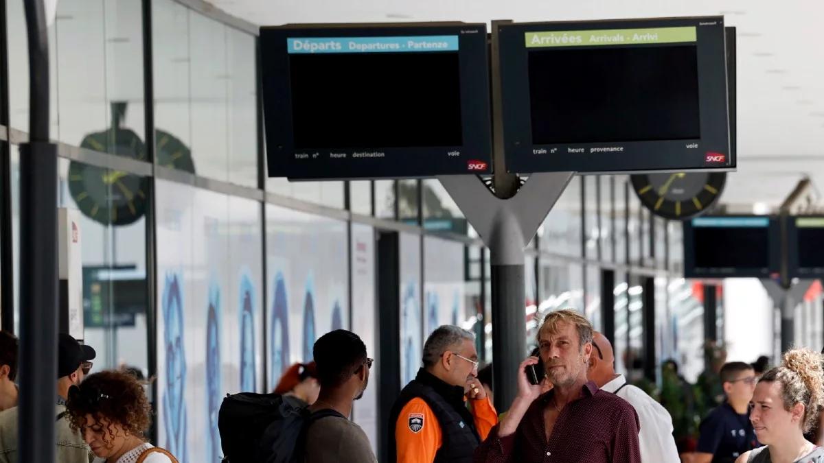 Potężna awaria prądu przy Cannes. Służby badają wątek celowego podpalenia