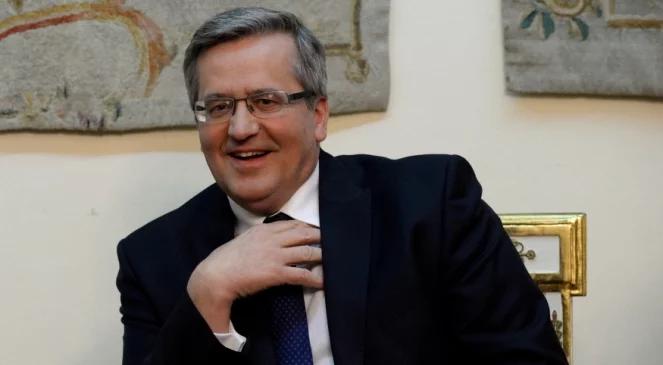 Prezydent Komorowski krytykuje zmiany w OFE. "To krok wstecz"