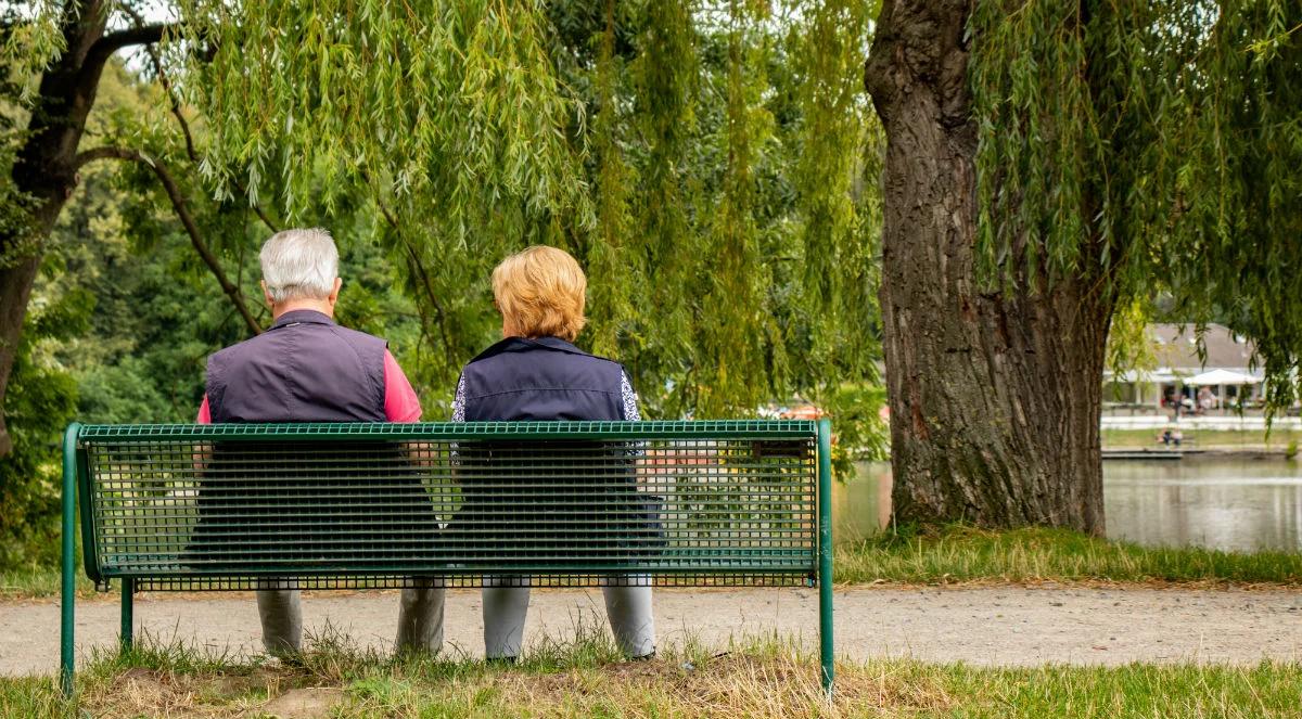 Wsparcie dla milionów emerytów. Rozpoczyna się wypłata "trzynastek"