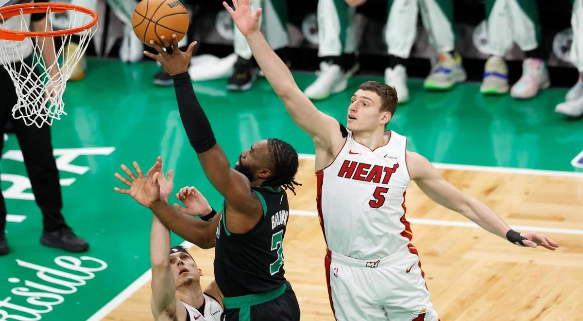 NBA. Boston Celtics wyeliminowali Miami Heat. Mavericks bliżej awansu