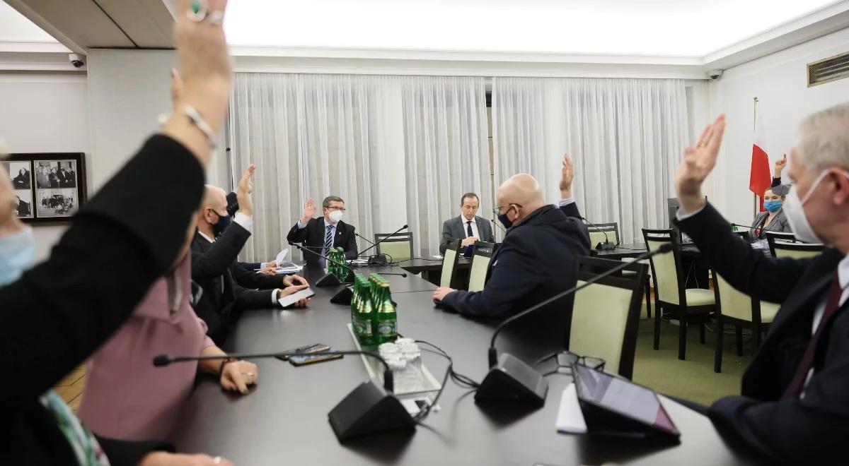 Senat powołał komisję ws. Pegasusa. Żaryn przypomniał istotny fakt