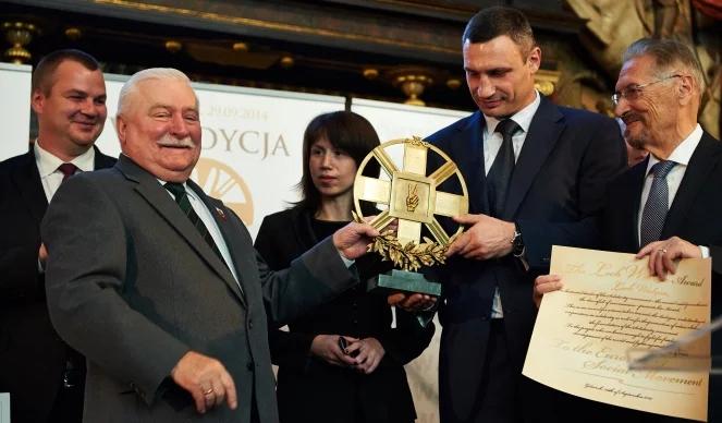 Wałęsa: musimy poprosić świat, by był solidarny z Ukrainą