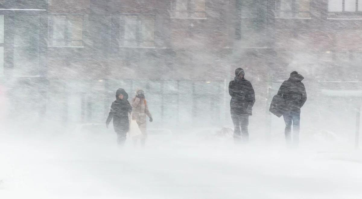 "Śnieżne zawieje, silny wiatr i burze. Załamanie pogody przyniesie niż ze Skandynawii