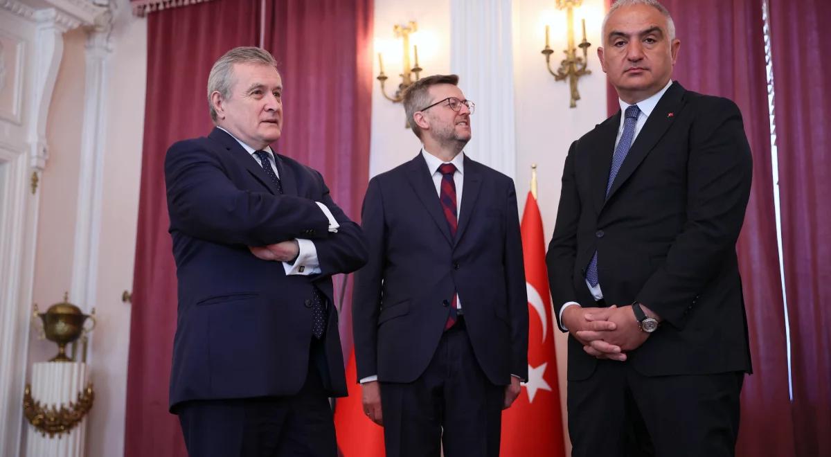 "Wzruszająca chwila". Piotr Gliński w Ankarze o odzyskanej części "zbioru Sokolnickiego"