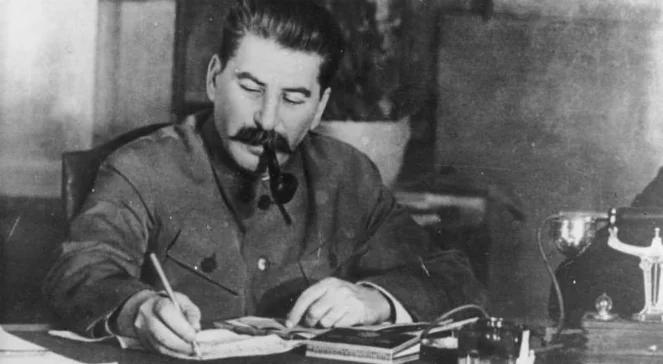 "Wyzwolenie" Europy w sowieckim wydaniu. Historyk IPN: to pokłosie geopolityki z czasów rewolucji bolszewickiej 