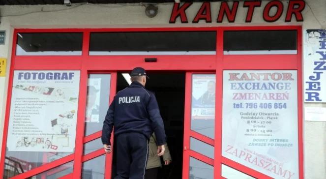 Napad na kantor w Jabłonce. Napastnicy zabrali torbę z pieniędzmi
