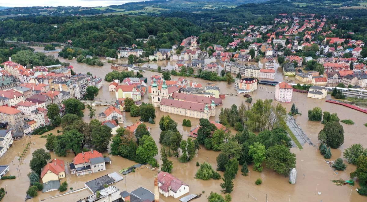 Wojewoda dolnośląski zdymisjonowany. "Skrupulatność urzędnicza przeważyła nad pomocą ludziom"