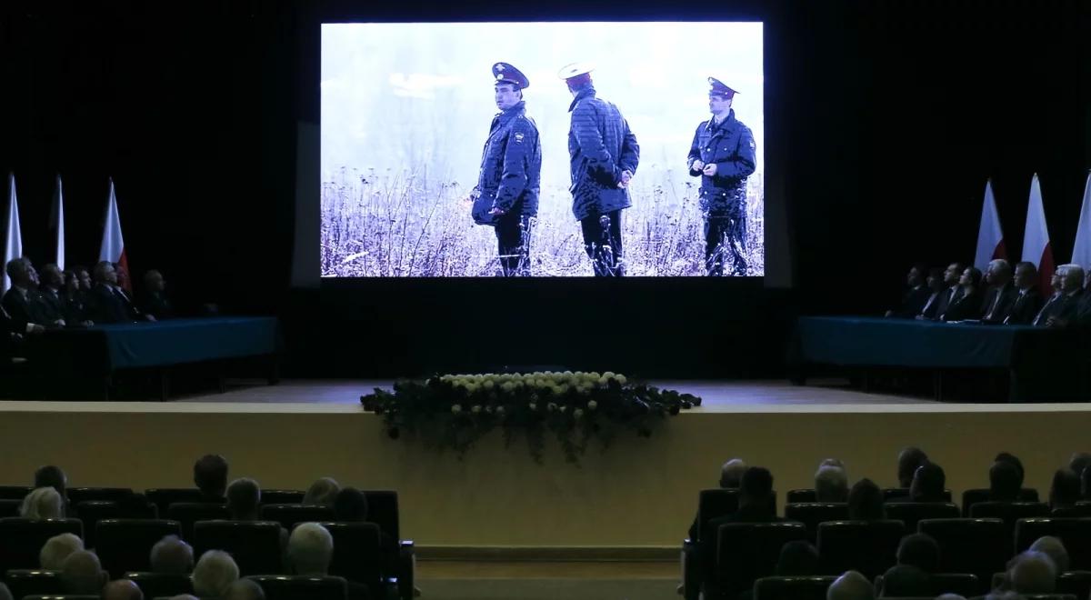 Podkomisja smoleńska: Tu-154M rozerwany eksplozjami w kadłubie [PODSUMOWANIE] 