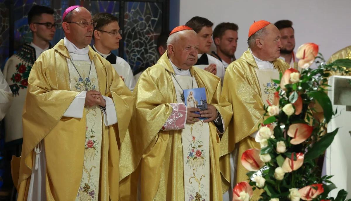 "Fatima jest orędziem nadziei". Obchody 100. rocznicy objawień fatimskich