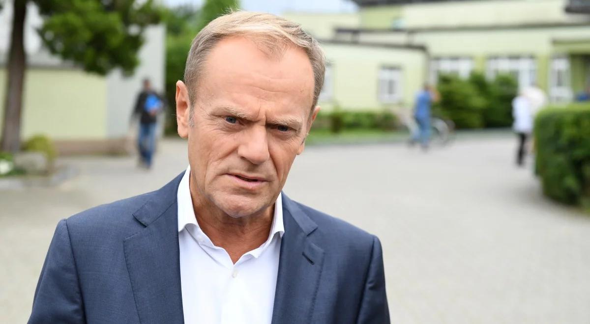 Donald Tusk zaatakował premiera. Potem za swój wpis przeprosił