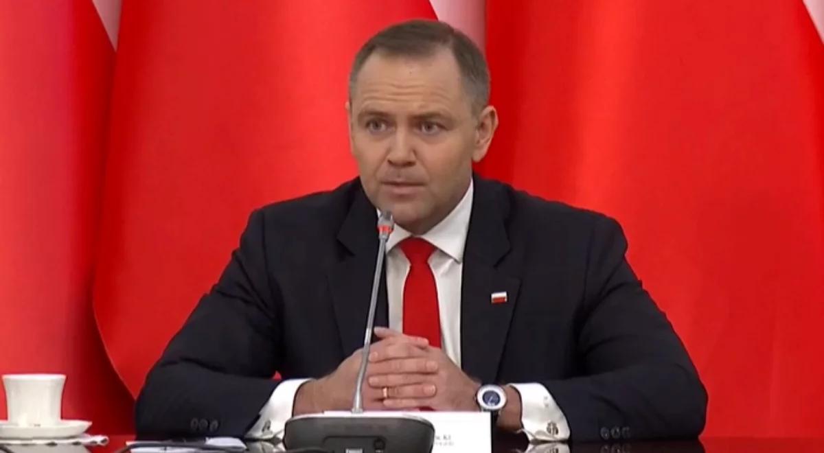 Nawrocki skarżył się na rząd w czasie Rady Gabinetowej. "Rodzaj chaosu"