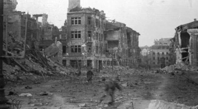 Powstanie warszawskie. 31 sierpnia. "Stare Miasto. Położenie krytyczne; dalsze trzymanie się wobec braku zaopatrzenia i olbrzymich strat – niemożliwe"