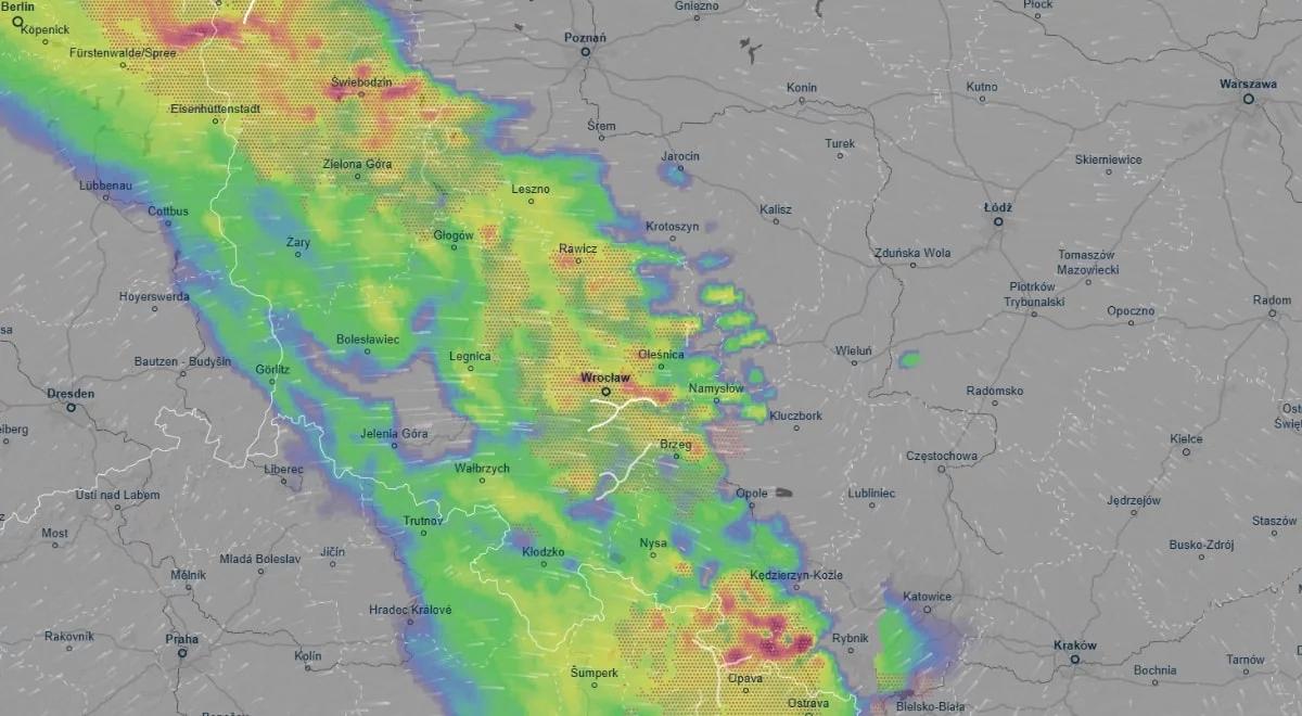 Gdzie jest burza 21 lipca? Radar na żywo. Są alerty II stopnia