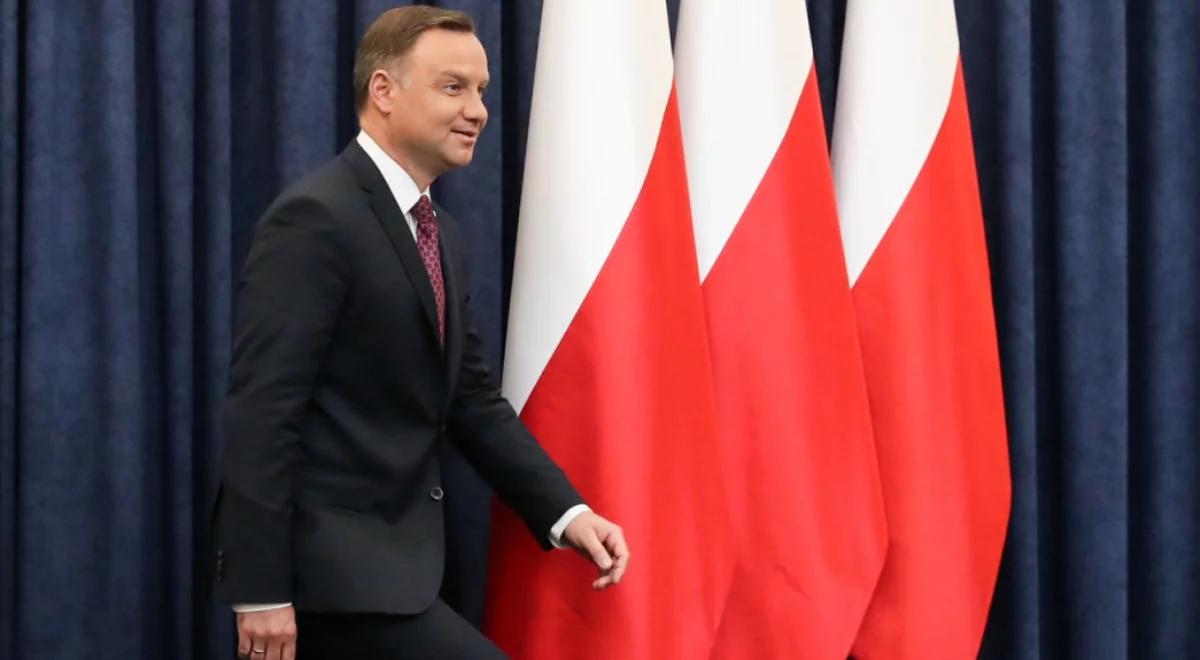 "Jesteście naszymi Bohaterami". Prezydent podziękował lekarzom 