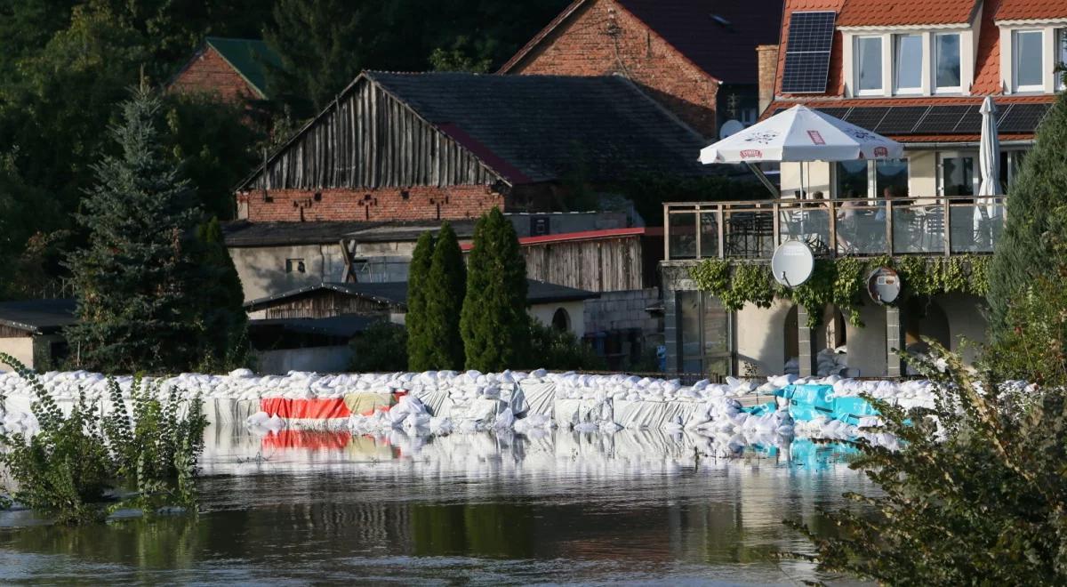 Sytuacja powodziowa w Polsce. Fala zbliża się do zachodniopomorskiego, rząd przygotowuje specustawę