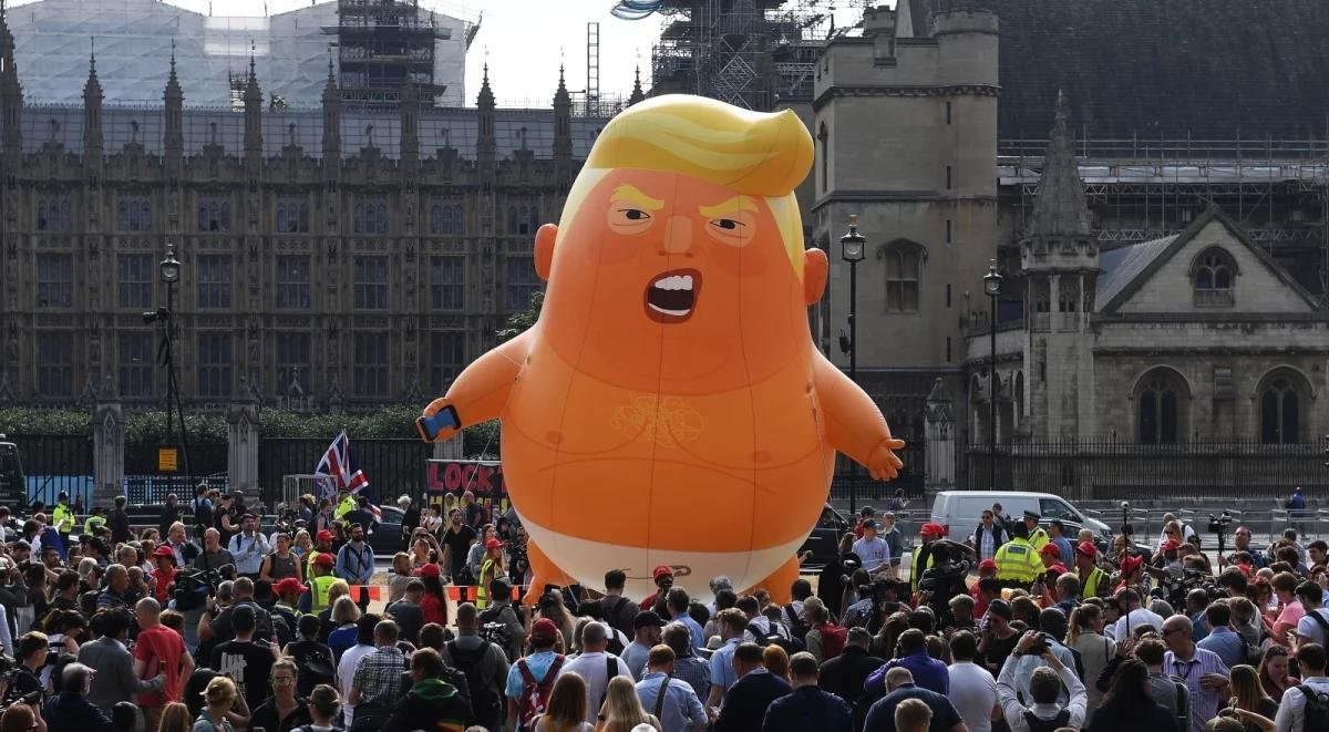 Wielka Brytania: balon-karykatura Trumpa zawisł nad parlamentem