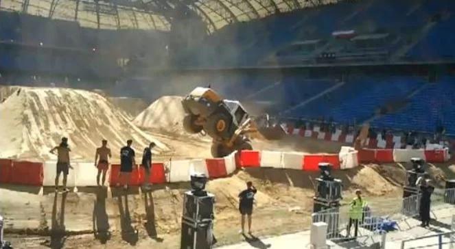 Koparkowe triki przed Red Bull X-Fighters