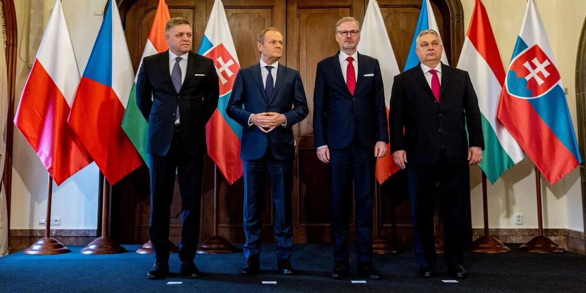 "Putin jest zbrodniarzem, tu nie ma miejsca na neutralność". Premier Tusk po spotkaniu przywódców V4