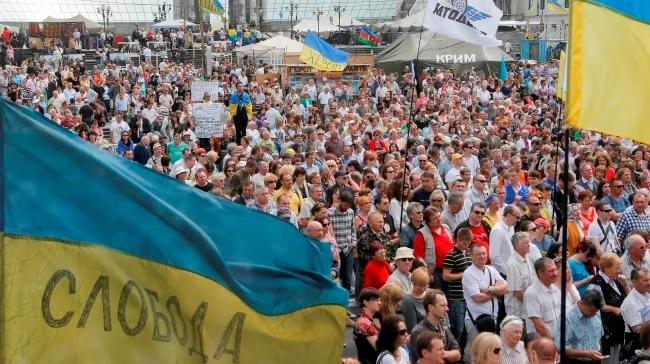 Amerykanie uzgadniają z Ukrainą formę pomocy wojskowej. Rosja oskarża Kijów o "zbrodnie"