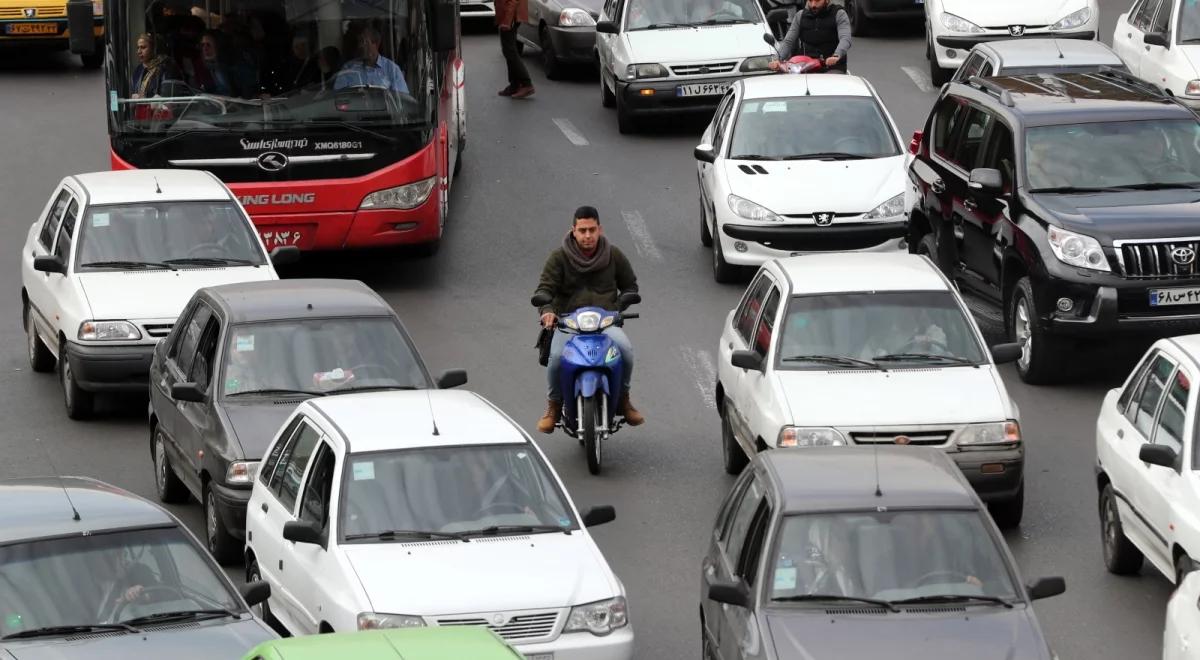 Iran nie zmniejszył ilości sprzedawanej ropy mimo wejścia w życie amerykańskich sankcji