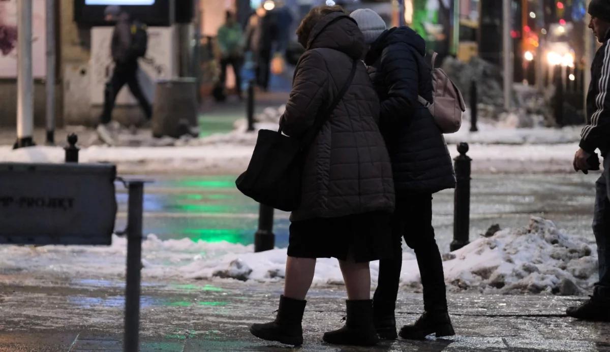 Pogoda: w nocy opady marznącego deszczu na południowym wschodzie kraju. IMGW ostrzega