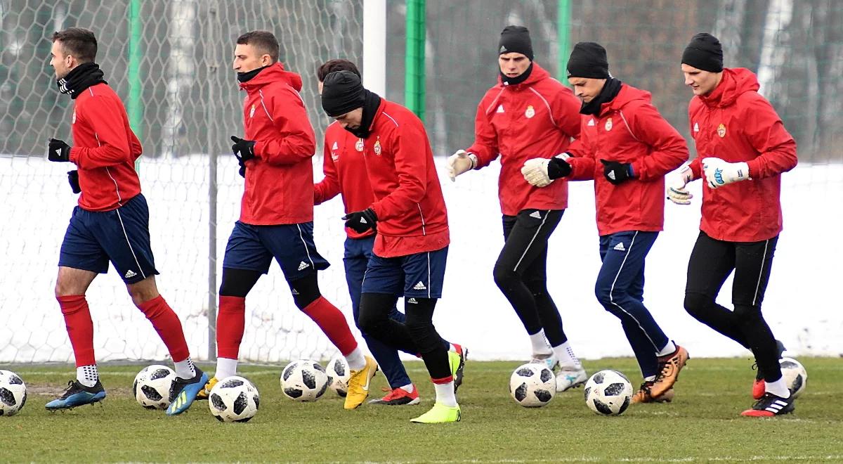 Ekstraklasa: licencja Wisły Kraków odwieszona... a następnie znów zawieszona. Dwie kwestie do rozwiązania