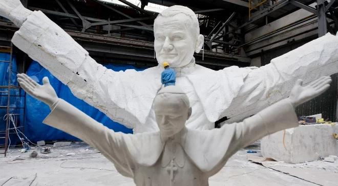 Jan Paweł II w Częstochowie. Największy pomnik na świecie