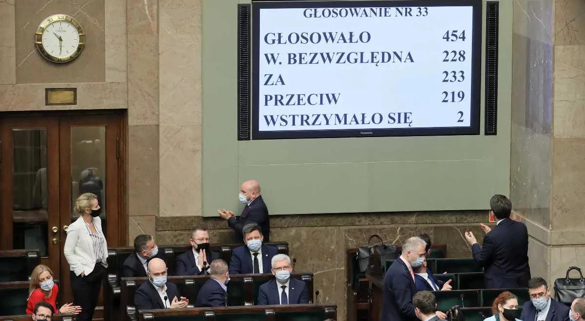 Politolog: PiS ma większość, która funkcjonuje wtedy, kiedy jest potrzeba 