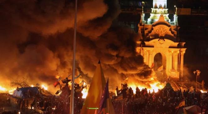 Czy to koniec Majdanu? Demonstranci otoczeni przez Berkut
