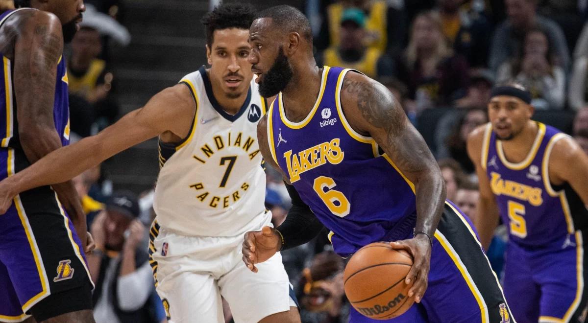 NBA: LeBron James przejął stery w starciu Los Angeles Lakers -  Indiana Pacers. Skandal na trybunach