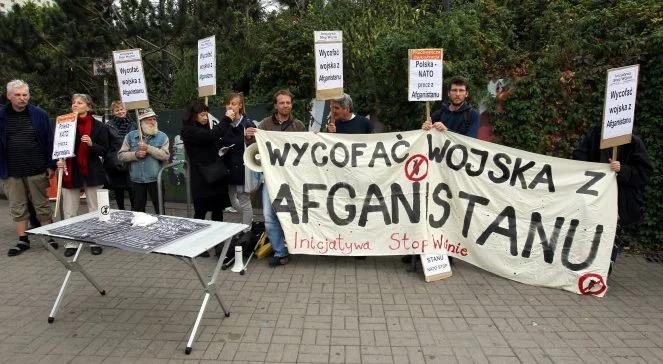 Protest w 10. rocznicę interwencji w Afganistanie