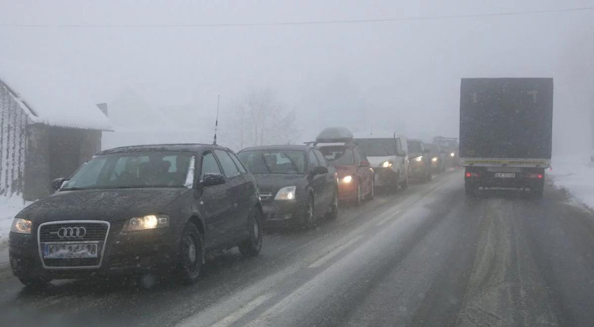 Duże korki na trasie do Zakopanego. Zator przed południem miał długość ok. 9 km