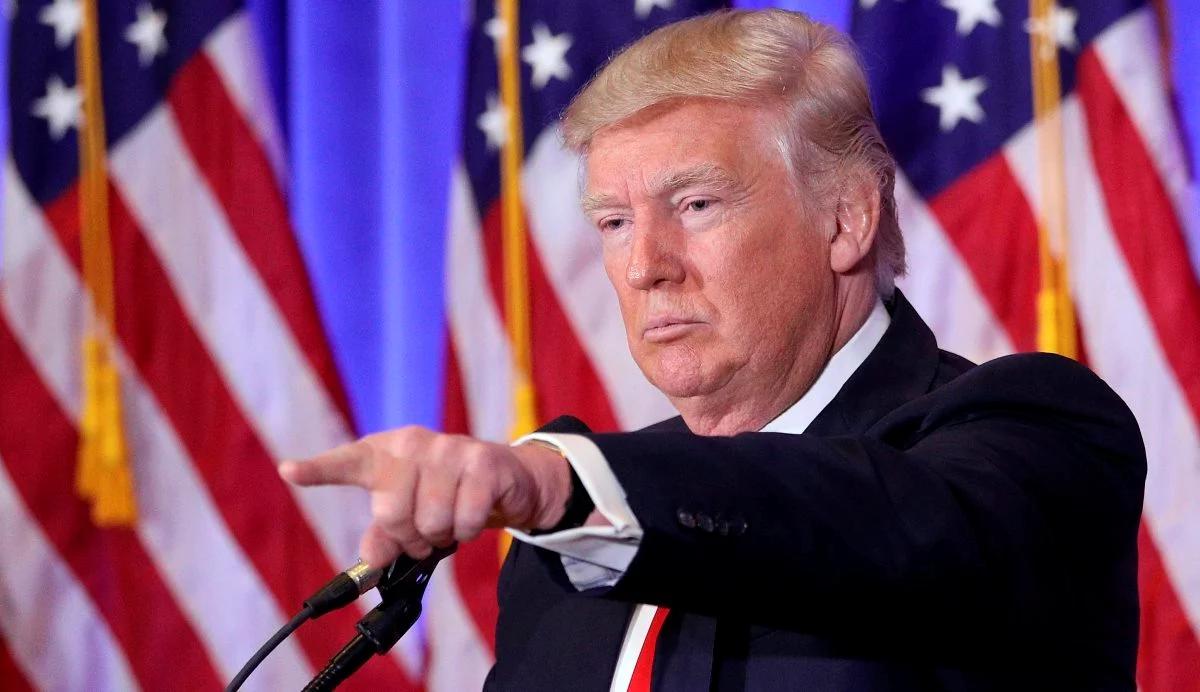 Donald Trump odrzuca doniesienia o rzekomych rosyjskich materiałach