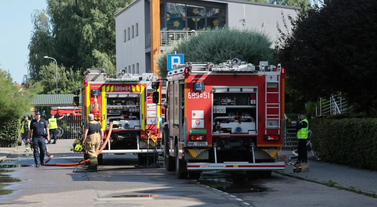 Pożar w Ząbkach. Ogień pojawił się na podziemnym parkingu, ewakuowano 300 osób