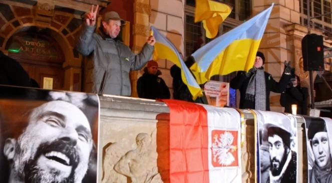 Pomoc dla Kijowa. Polacy solidarni z Ukraińcami