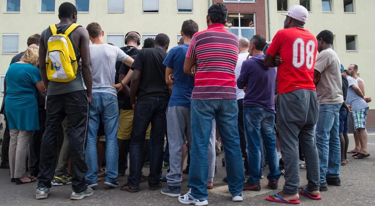 Kierowca miejskiego autobusu do imigrantów: "witajcie w Niemczech"