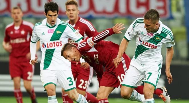 Ekstraklasa: Lechia Gdańsk - Wisła Kraków. "Biało-zieloni" żegnają się z marzeniami o pucharach