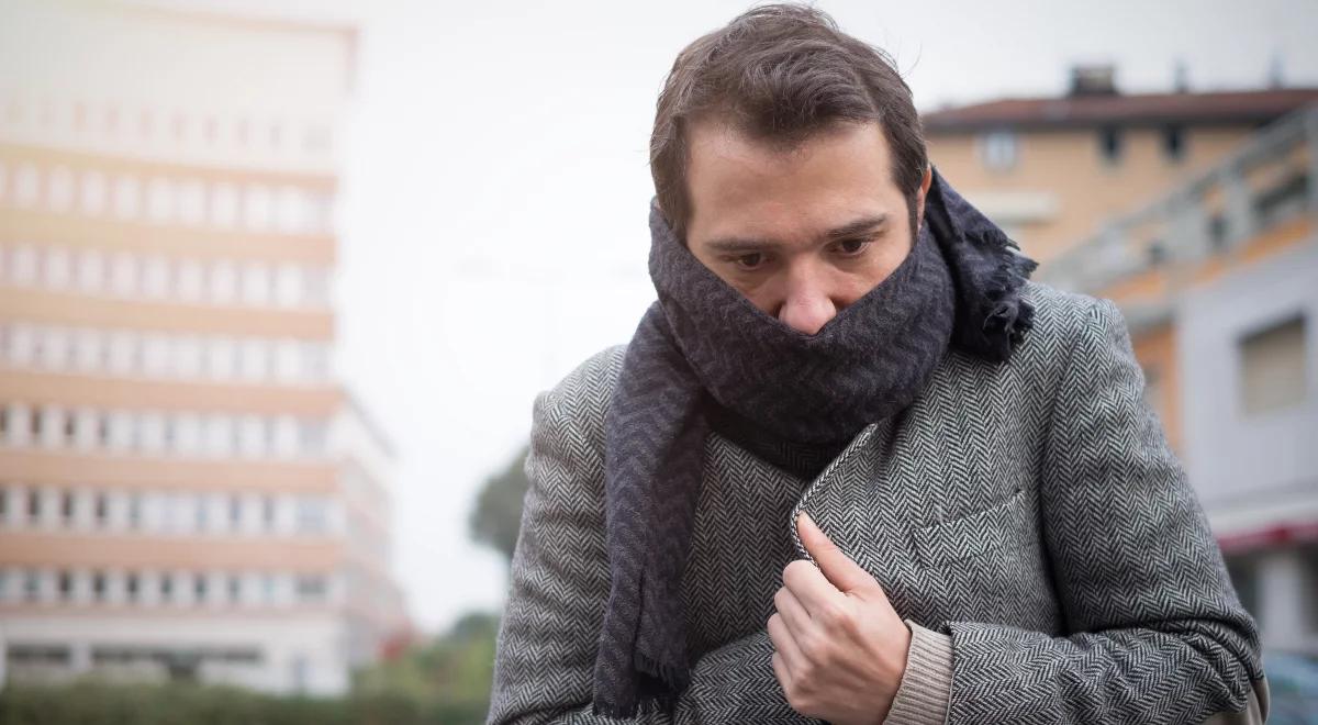 Prognoza pogody na weekend: będzie zimno, możliwy deszcz ze śniegiem. Na wybrzeżu porywisty wiatr