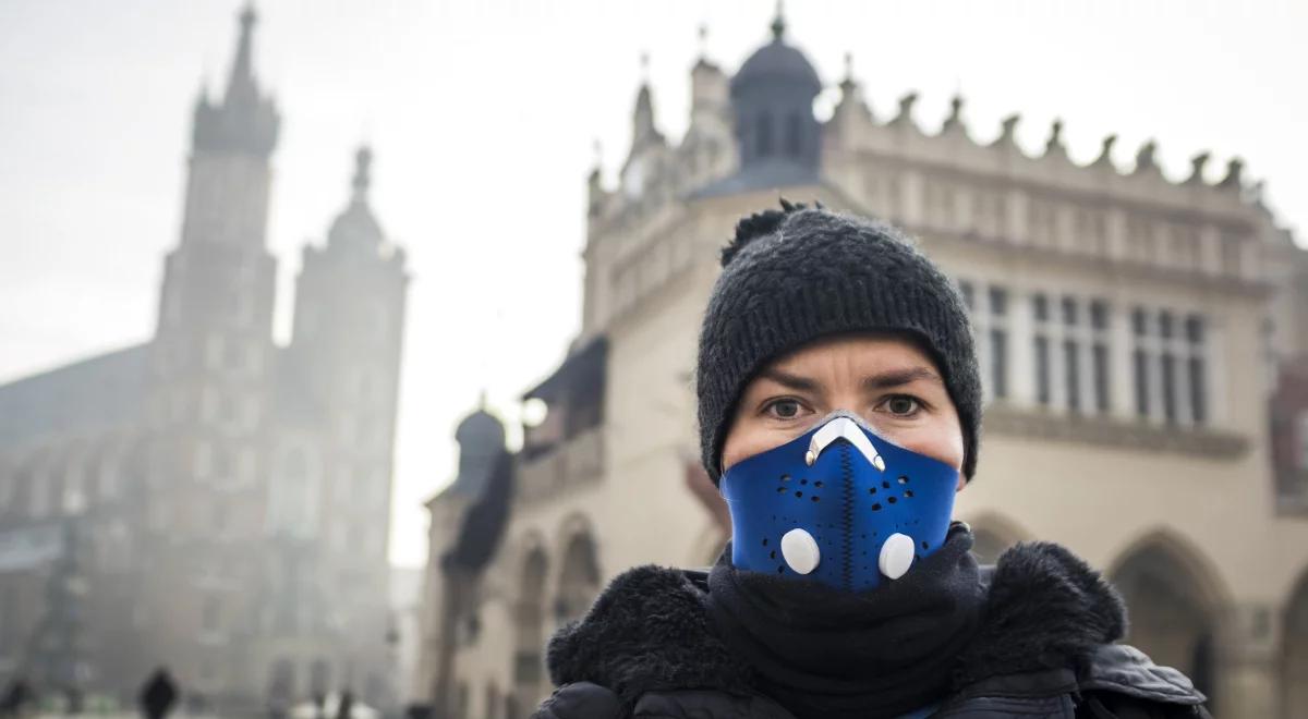 Uwaga na czujniki i maski antysmogowe. Nie wszystkie skuteczne