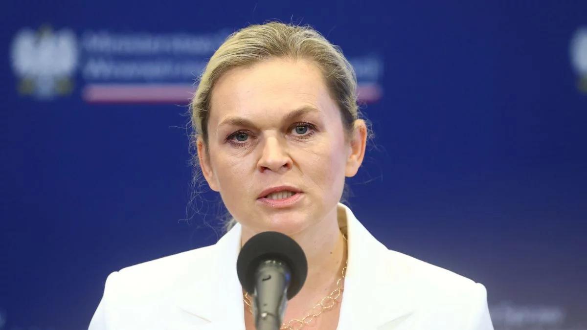 Reforma edukacji przyjęta. MEN wprowadzi nowy obowiązek dla uczniów