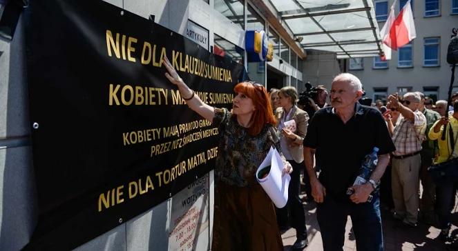 W wołomińskim szpitalu aborcje nie będą wykonywane? Awantura przed placówką