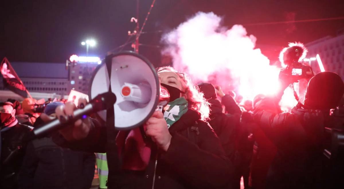 "Element walki o władzę". Ks. prof. Dariusz Oko o Strajku Kobiet