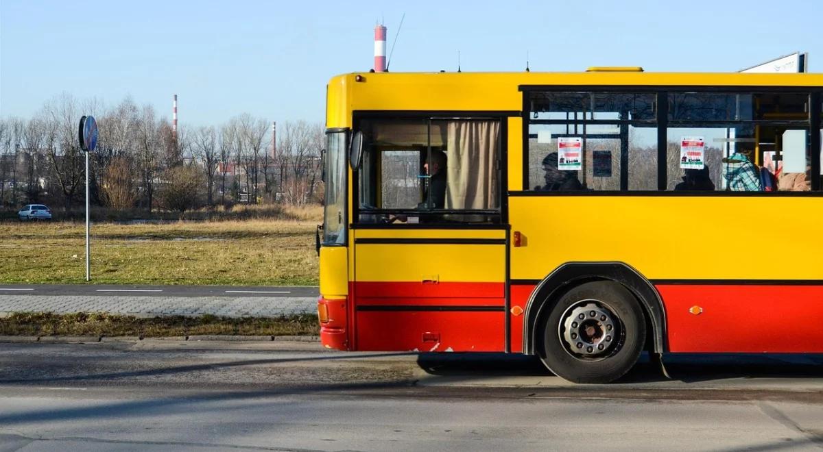 Popchnęła koleżankę pod nadjeżdżający autobus. Jest wniosek do sądu