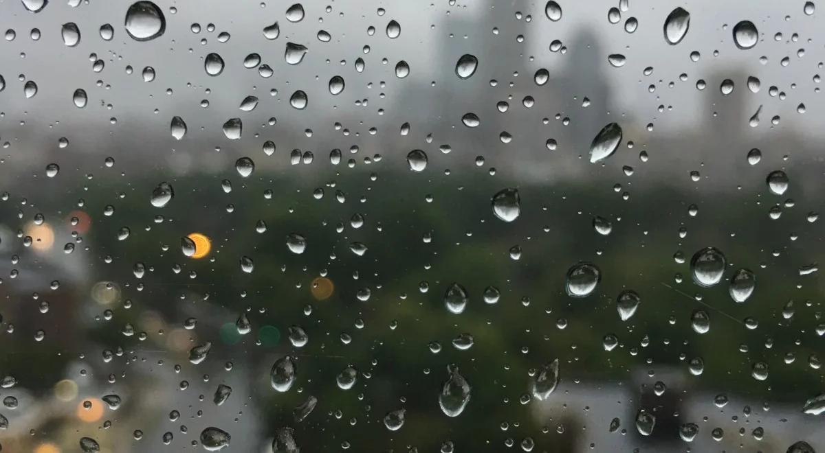 Deszcz niemal w całym kraju. Sprawdź prognozę pogody na niedzielę