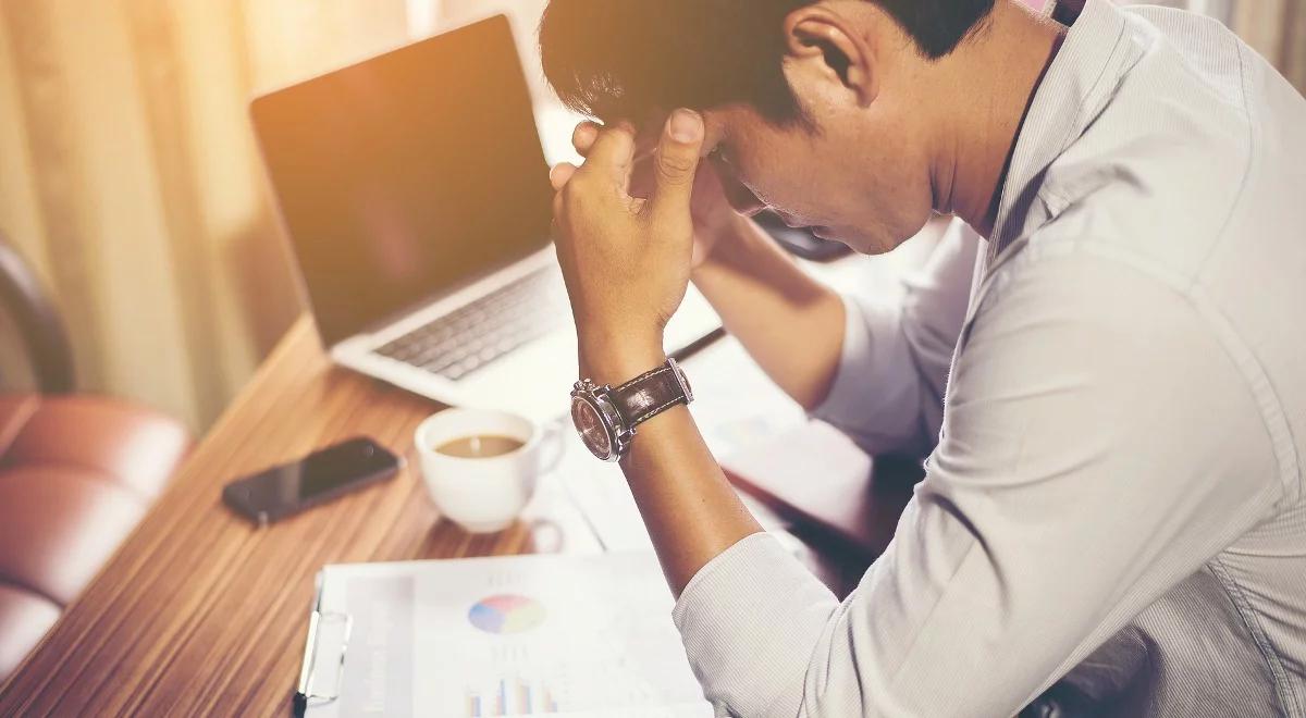 Absolwenci szkół wyższych mają problemy z przystosowaniem się do rynku pracy 