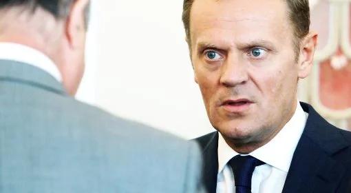 Tusk naciska, samorządy oszczędzą 6 mld zł